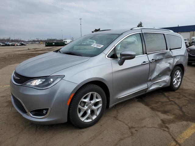 CHRYSLER PACIFICA T 2018 with VIN 2C4RC1BG1JR235724 - Photo from auction