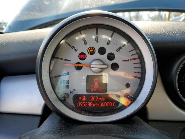 Photo 9 from auction – 2010 MINI COOPER with VIN WMWMF3C56ATU77067