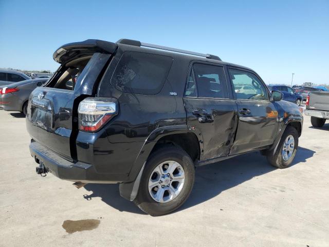 Photo 3 from auction – 2021 TOYOTA 4RUNNER SR with VIN JTEEU5JR1M5234723