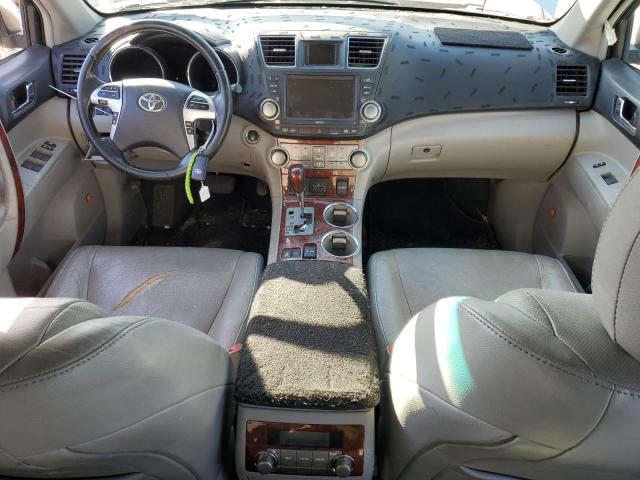 Photo 8 from auction – 2011 TOYOTA HIGHLANDER with VIN 5TDDK3EHXBS072870