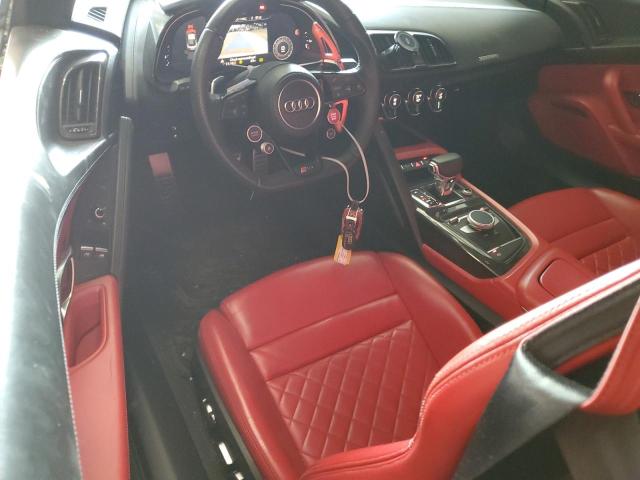Photo 8 from auction – 2018 AUDI R8 5.2 PLU with VIN WUAKBAFX9J7900145