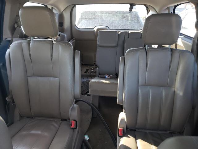 Photo 10 from auction – 2016 CHRYSLER TOWN & COU with VIN 2C4RC1BGXGR252532