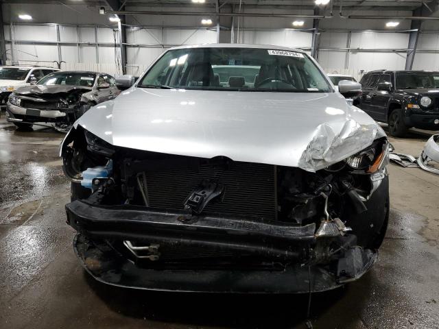 Photo 5 from auction – 2015 VOLKSWAGEN PASSAT SE with VIN 1VWBT7A32FC006971