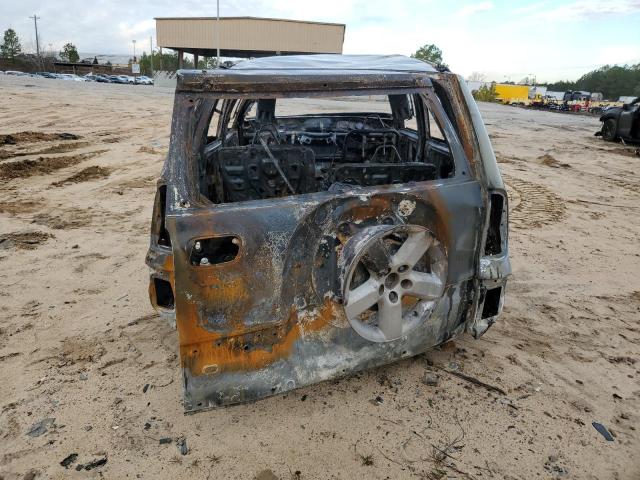Photo 6 from auction – 2005 TOYOTA RAV4 with VIN JTEHD20V450071106