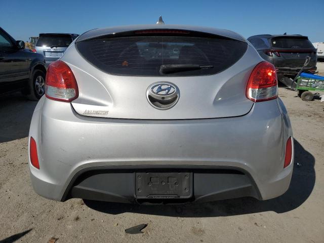 Photo 6 from auction – 2016 HYUNDAI VELOSTER with VIN KMHTC6AD3GU269018