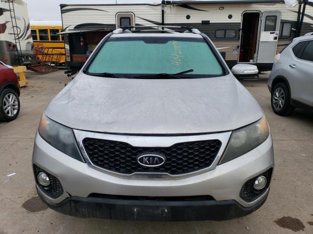 Photo 5 from auction – 2013 KIA SORENTO LX with VIN 5XYKTDA68DG316241