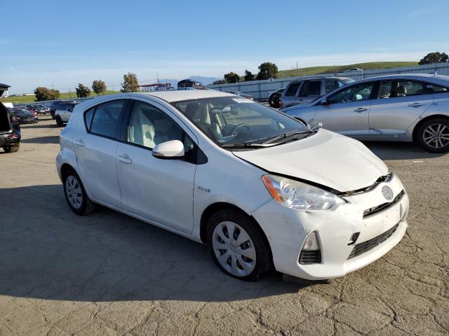 Photo 4 from auction – 2012 TOYOTA PRIUS C with VIN JTDKDTB36C1526623