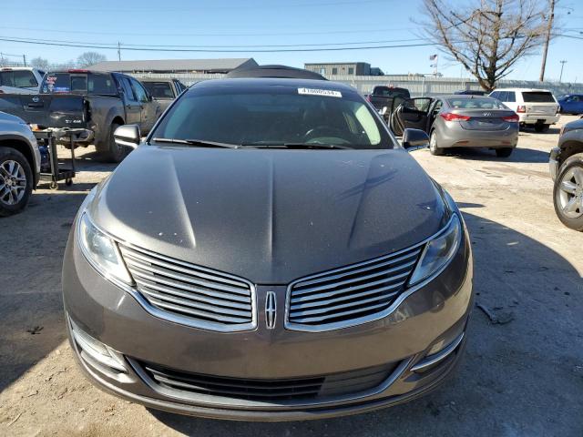 Photo 5 from auction – 2016 LINCOLN MKZ with VIN 3LN6L2J92GR627380