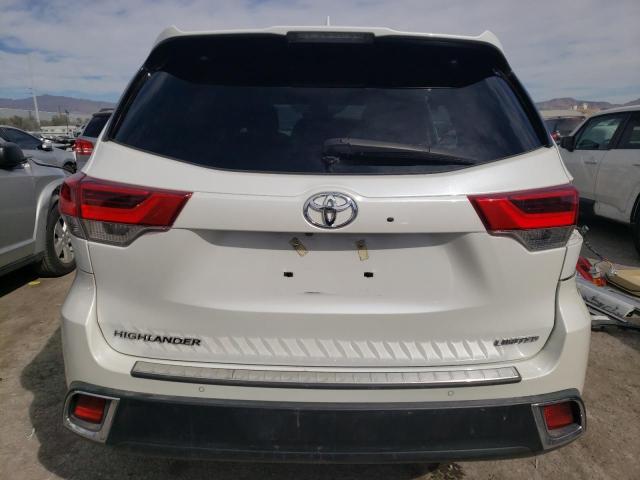Photo 6 from auction – 2018 TOYOTA HIGHLANDER with VIN 5TDYZRFH4JS241830
