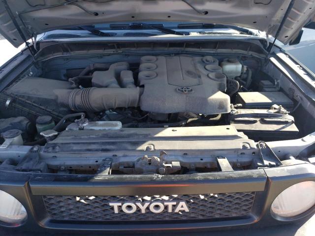 Photo 11 from auction – 2013 TOYOTA FJ CRUISER with VIN JTEBU4BF7DK167192