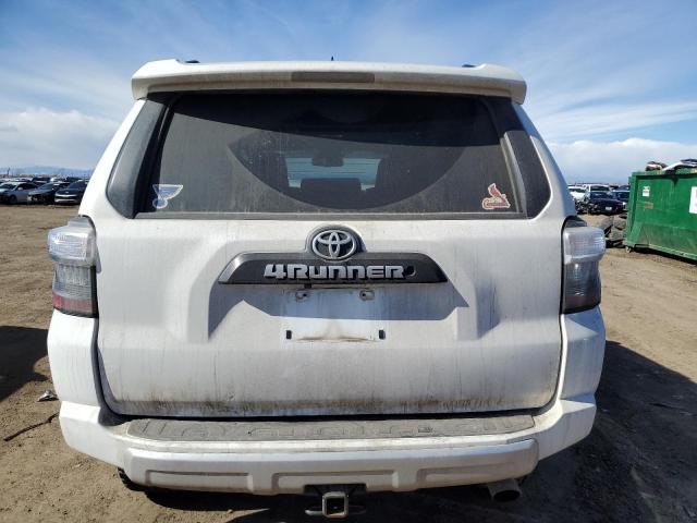 Photo 6 from auction – 2016 TOYOTA 4RUNNER SR with VIN JTEBU5JRXG5398706