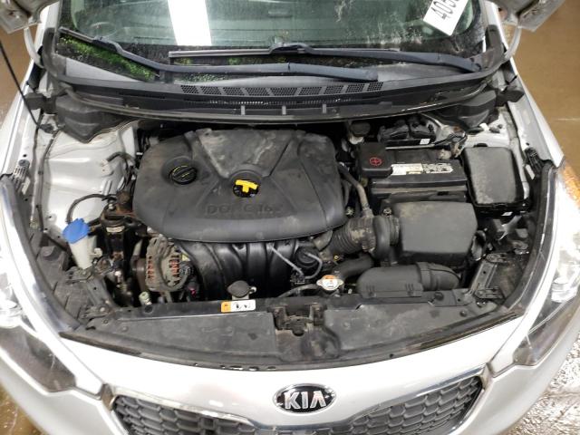 Photo 11 from auction – 2016 KIA FORTE LX with VIN KNAFX4A60G5558232
