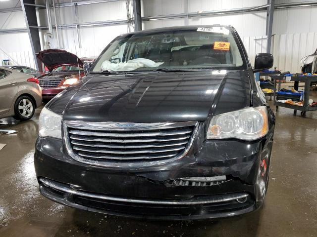 Photo 5 from auction – 2015 CHRYSLER TOWN & COU with VIN 2C4RC1BG4FR505634