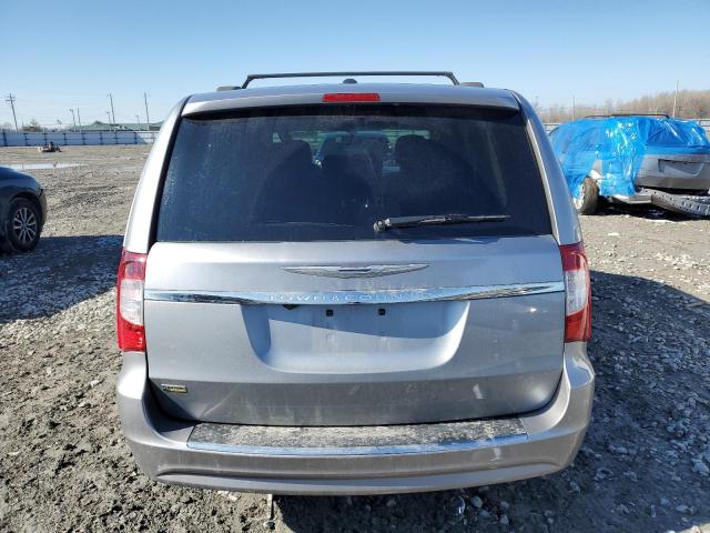 Photo 6 from auction – 2015 CHRYSLER TOWN & COU with VIN 2C4RC1BG1FR552040