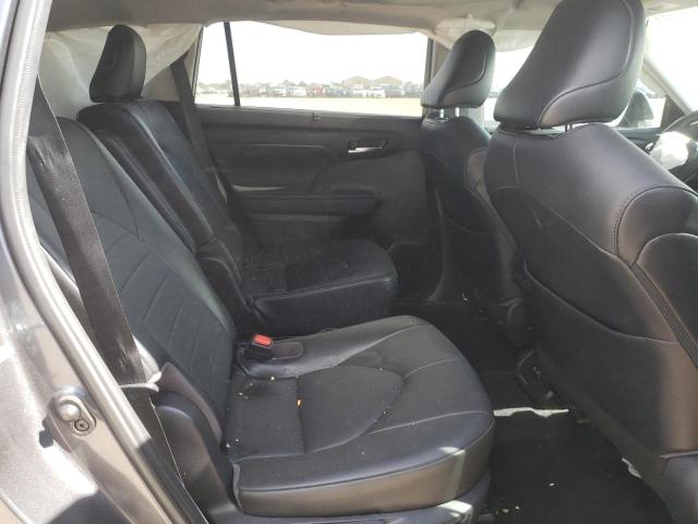 Photo 11 from auction – 2021 TOYOTA HIGHLANDER with VIN 5TDGZRAHXMS034138