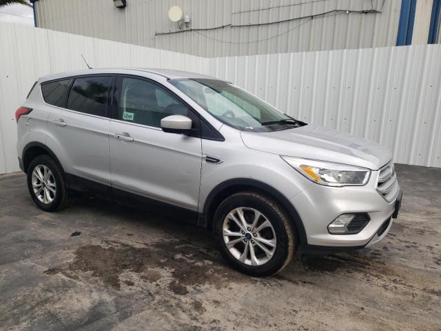 Photo 4 from auction – 2019 FORD ESCAPE SE with VIN 1FMCU9GD8KUB23017