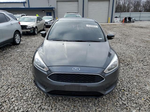 Zdjęcie 5 z aukcji – 2017 FORD FOCUS SE z VIN 1FADP3K21HL209969