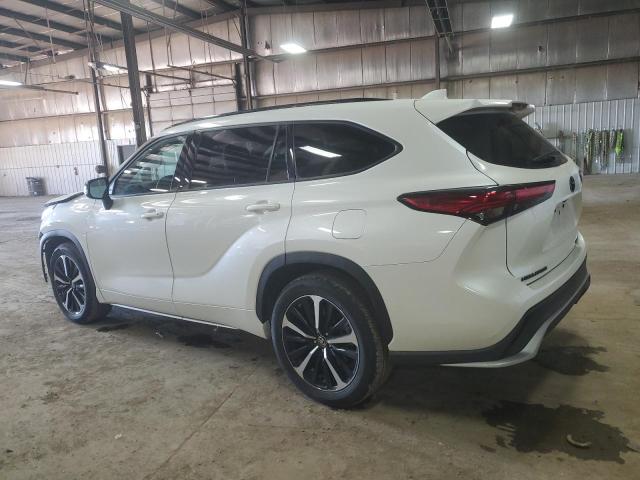 Photo 2 from auction – 2021 TOYOTA HIGHLANDER with VIN 5TDJZRBH8MS068132