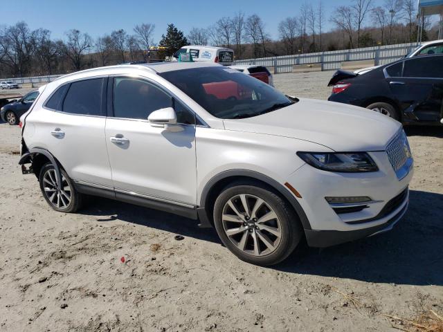 Photo 4 from auction – 2019 LINCOLN MKC RESERV with VIN 5LMCJ3C94KUL42450
