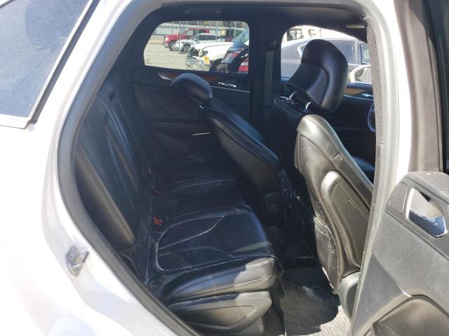 Photo 10 from auction – 2019 LINCOLN MKC RESERV with VIN 5LMCJ3C94KUL42450