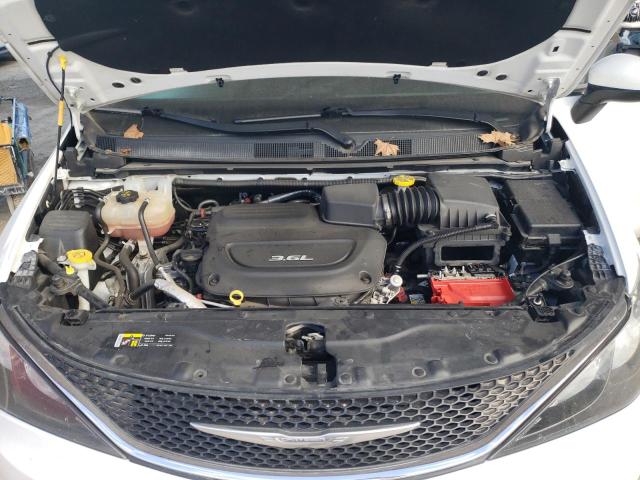 Photo 12 from auction – 2017 CHRYSLER PACIFICA T with VIN 2C4RC1DG3HR723158