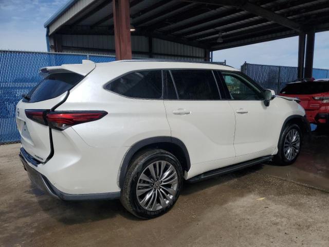 Photo 3 from auction – 2021 TOYOTA HIGHLANDER with VIN 5TDFZRAH4MS060925