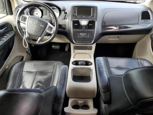 Photo 8 from auction – 2011 CHRYSLER TOWN & COU with VIN 2A4RR6DG1BR612458
