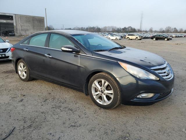 Photo 4 from auction – 2013 HYUNDAI SONATA SE with VIN 5NPEC4ACXDH610977