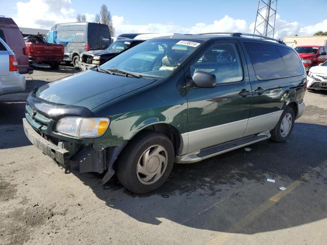 Photo 1 from auction – 2000 TOYOTA SIENNA LE with VIN 4T3ZF13C4YU255100