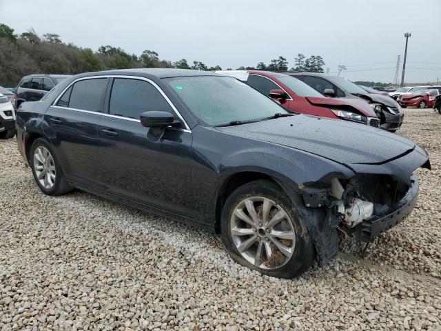 Photo 4 from auction – 2018 CHRYSLER 300 TOURIN with VIN 2C3CCARGXJH317148