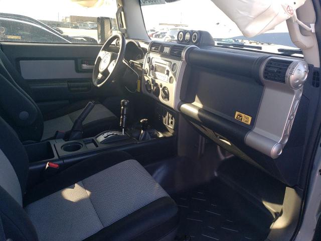 Photo 8 from auction – 2013 TOYOTA FJ CRUISER with VIN JTEBU4BF7DK167192