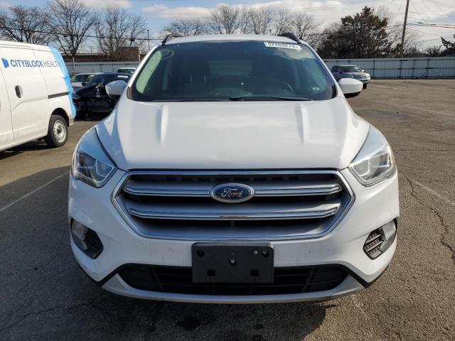 Photo 5 from auction – 2017 FORD ESCAPE SE with VIN 1FMCU0GD3HUC85920