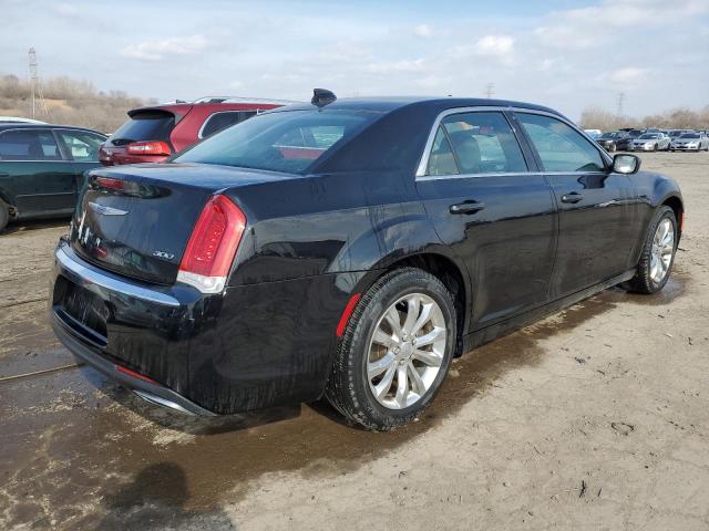 Photo 3 from auction – 2018 CHRYSLER 300 TOURIN with VIN 2C3CCARG2JH324885