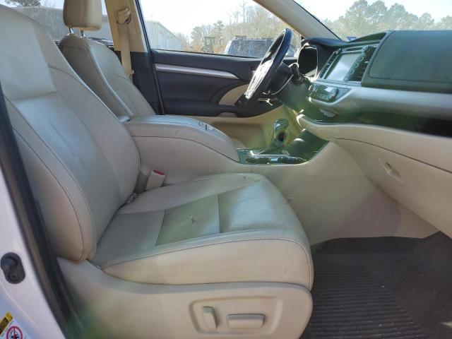 Photo 7 from auction – 2019 TOYOTA HIGHLANDER with VIN 5TDJZRFH8KS597832