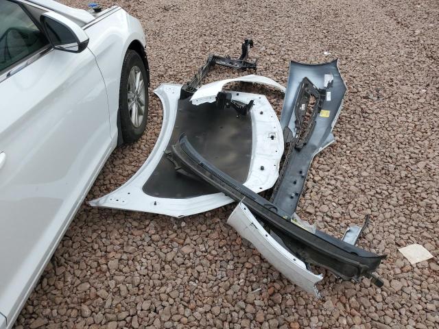 Photo 12 from auction – 2015 HYUNDAI SONATA SE with VIN 5NPE24AF4FH186728