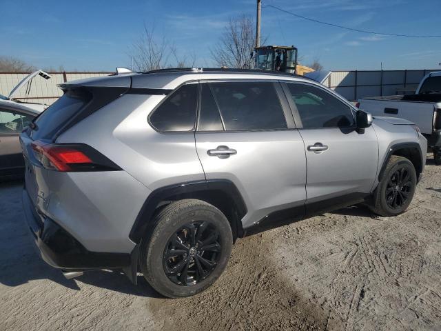 Photo 3 from auction – 2022 TOYOTA RAV4 SE with VIN 4T3T6RFV5NU080062