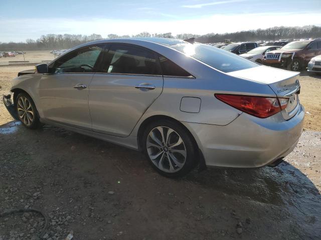 Photo 2 from auction – 2013 HYUNDAI SONATA SE with VIN 5NPEC4AB2DH799096