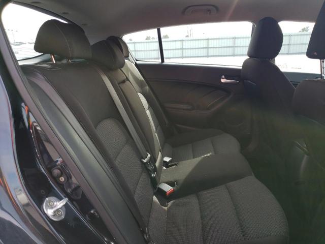 Photo 10 from auction – 2017 KIA FORTE LX with VIN KNAFK5A84H5676579