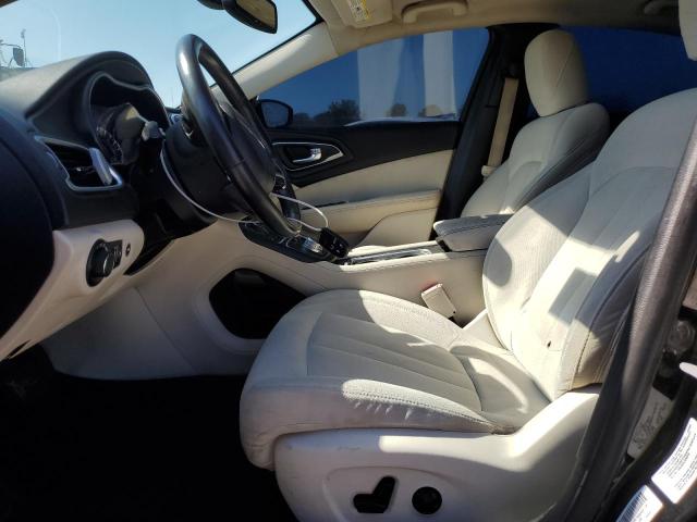 Photo 7 from auction – 2015 CHRYSLER 200 LIMITE with VIN 1C3CCCABXFN614981