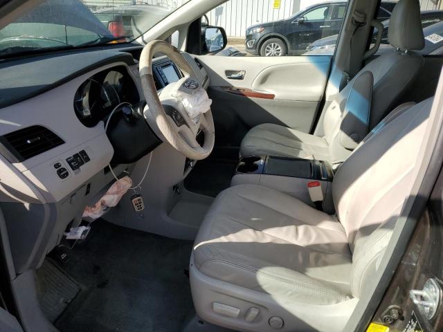 Photo 7 from auction – 2012 TOYOTA SIENNA XLE with VIN 5TDYK3DC5CS277988