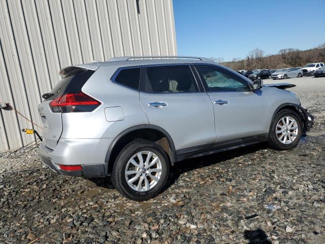 Photo 3 from auction – 2017 NISSAN ROGUE S with VIN KNMAT2MT0HP563984