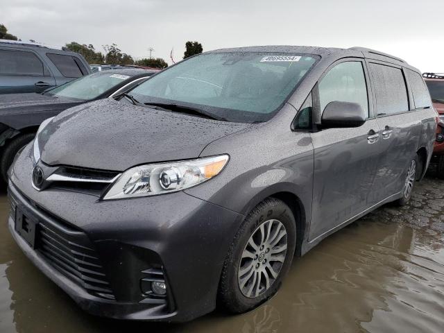 TOYOTA SIENNA XLE 2018 with VIN 5TDYZ3DC1JS936450 - Photo from auction