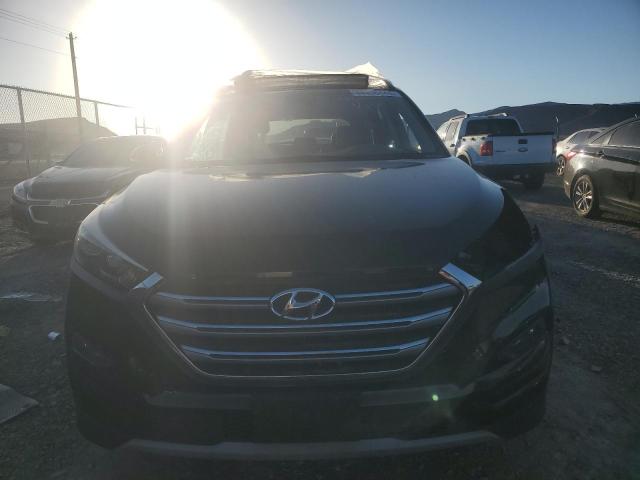 Photo 5 from auction – 2017 HYUNDAI TUCSON LIM with VIN KM8J33A2XHU291913
