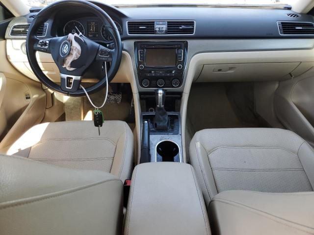 Photo 8 from auction – 2014 VOLKSWAGEN PASSAT SE with VIN 1VWBN7A30EC002488