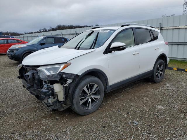 Photo 1 from auction – 2017 TOYOTA RAV4 XLE with VIN JTMWFREV2HD101479