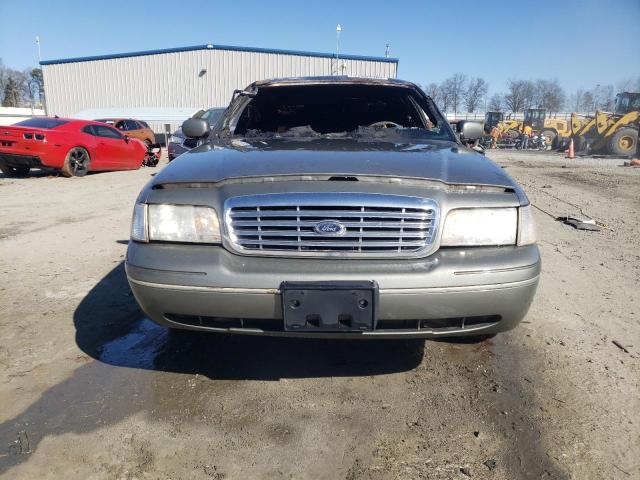 Photo 5 from auction – 2000 FORD CROWN VICT with VIN 2FAFP71W3YX191496