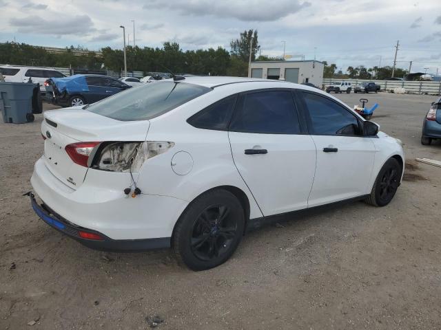 Photo 3 from auction – 2013 FORD FOCUS SE with VIN 1FADP3F28DL150052