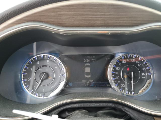 Photo 9 from auction – 2015 CHRYSLER 200 C with VIN 1C3CCCCG9FN551204