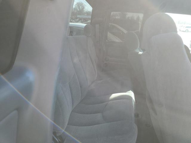 Photo 10 from auction – 2004 CHEVROLET SILVERADO2 with VIN 1GCEK19T04E208780
