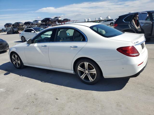 Photo 2 from auction – 2017 MERCEDES-BENZ E 300 with VIN WDDZF4JB5HA097561